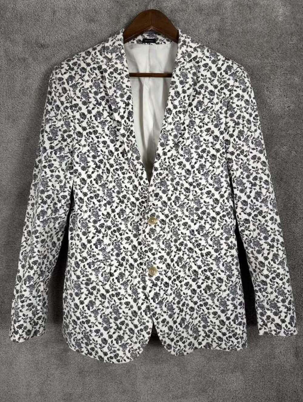 J Ferrar Slim Fit Menโs Black & White Floral Suit Blazer Size 36R Medium